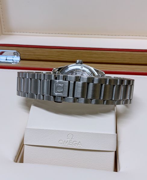 Omega Aqua Terra 150m Mid-Size 2505.75.00